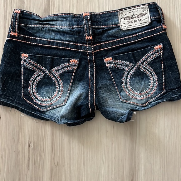 Big Star Liv denim shorts size 25 - Picture 2 of 4